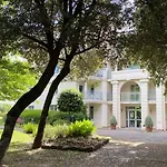 Petit Nid Au Coeur De Terrasse Et Piscine Apartment