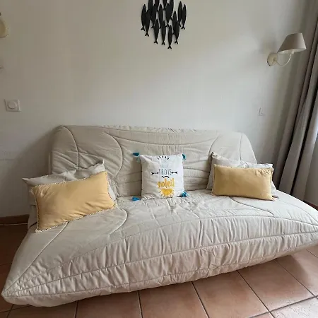 Petit Nid Au Coeur De Terrasse Et Piscine